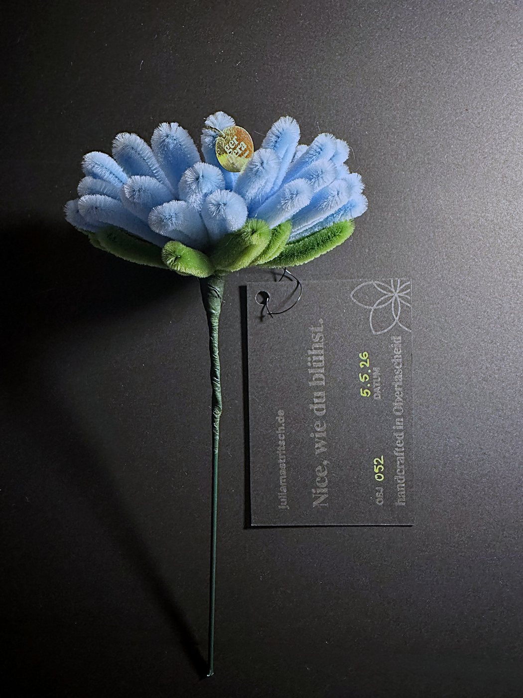 Blume am Stiel OBJ 052